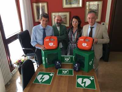 Bergamo cardioprotetta, Ats installa due defibrillatori per le sue sedi a Bergamo