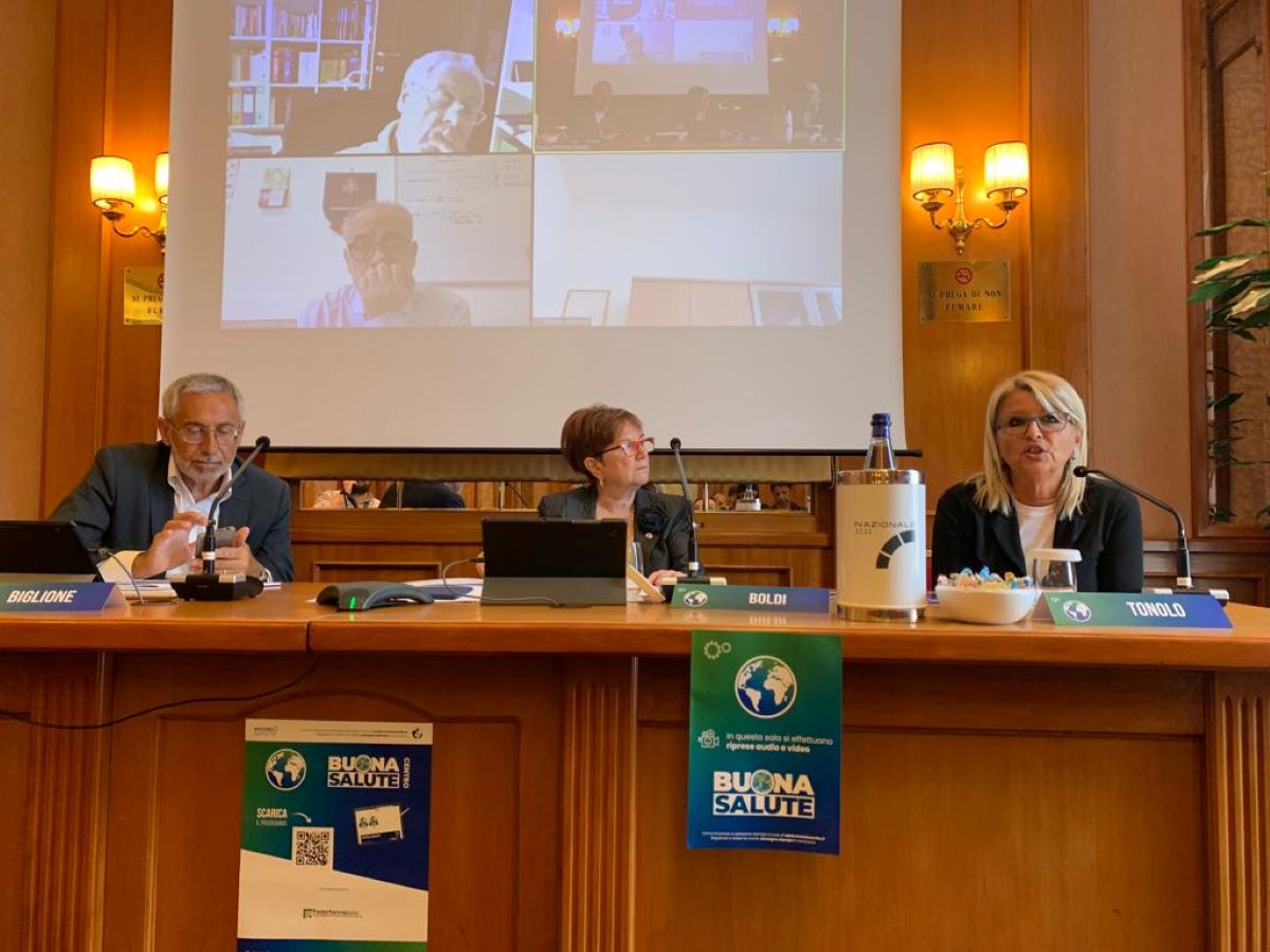 Viviamo più a lungo, ma ci ammaliamo di più. Ecco allora i rimedi di “Buona Salute