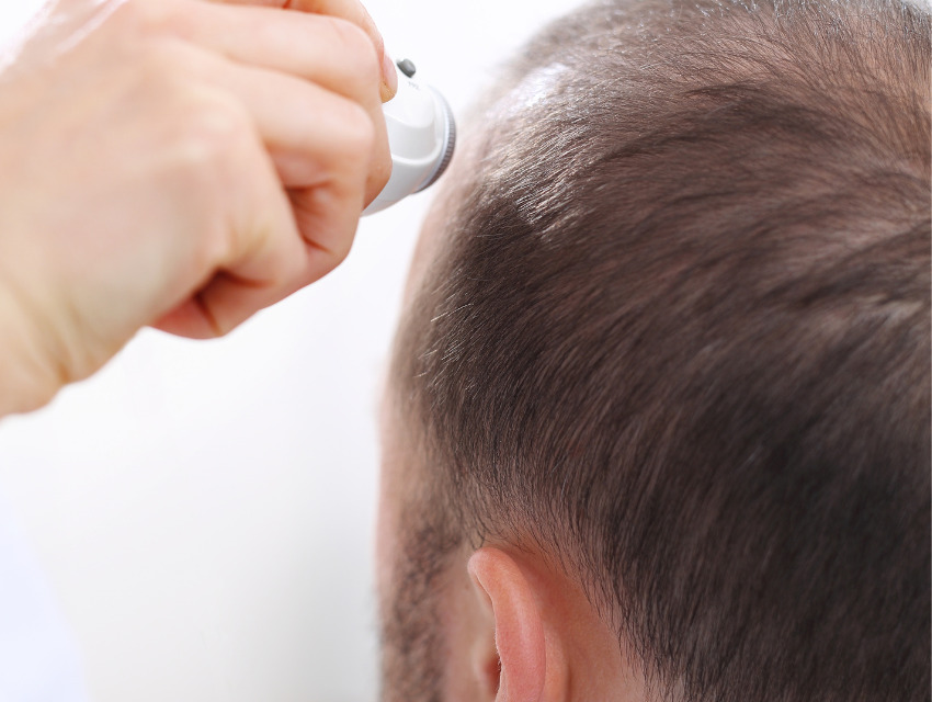 Lafarmacia. si prende cura della salute  dei tuoi capelli con Trico Check. Il benessere parte dalla testa